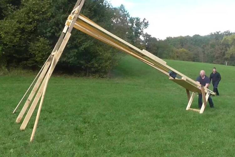 massive catapult