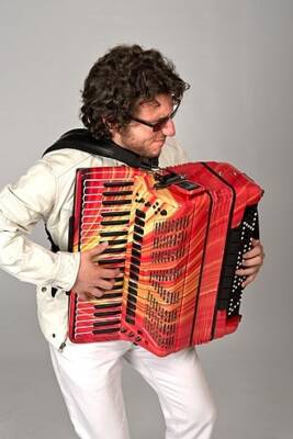 Scaramucci accordion