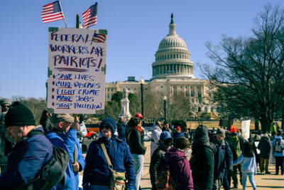 federal employees protest